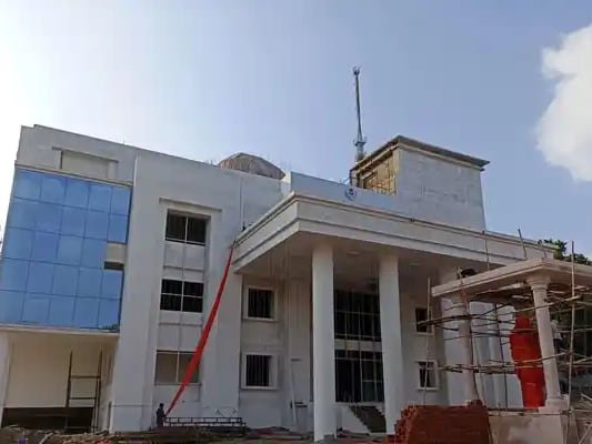 A public institutional building under construction by Ashtech Group
